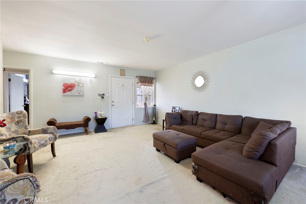 5367 Rutland Avenue Riverside, CA 92503 - Photo 10 of 39