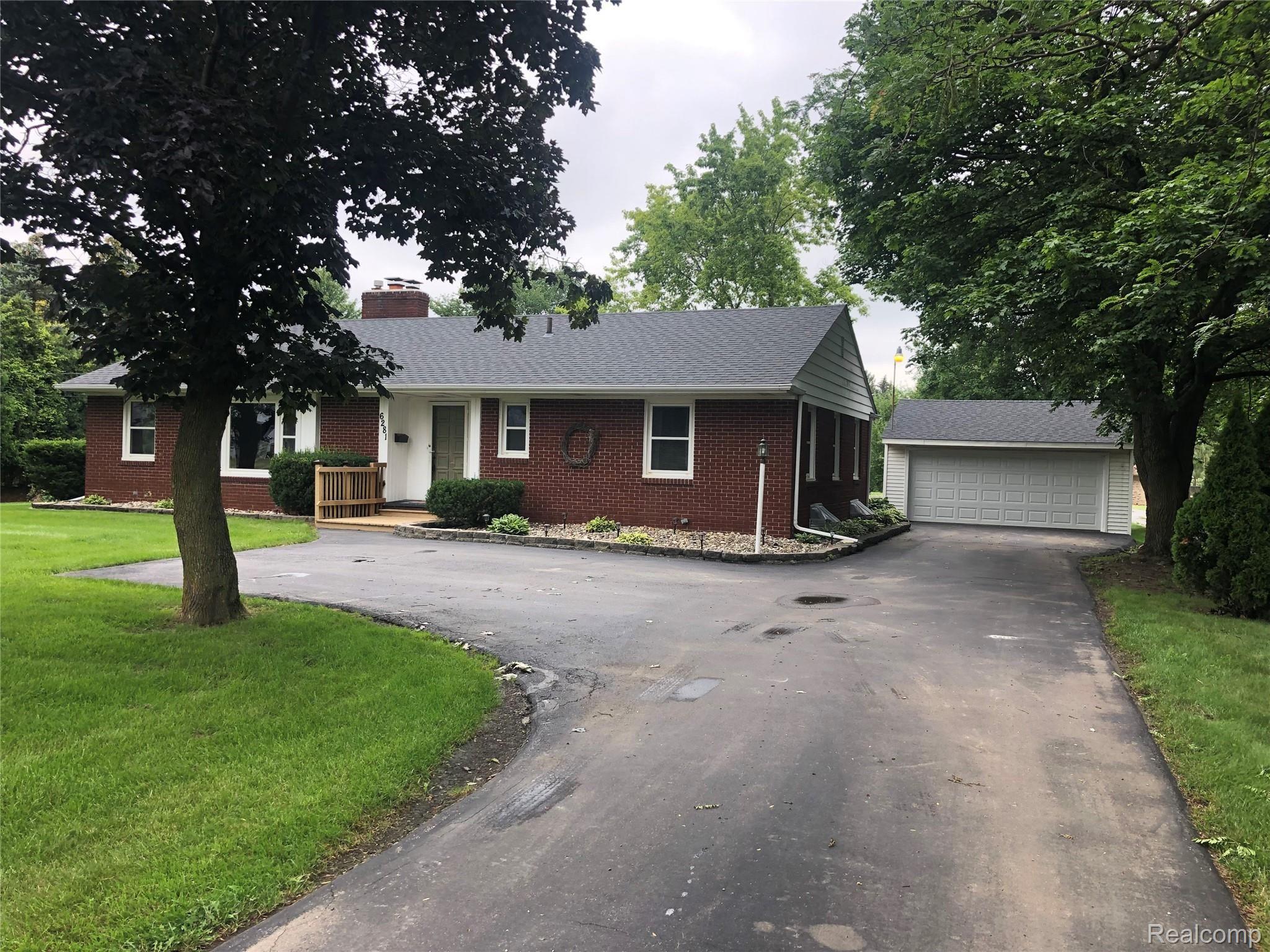 6281 Perry Road Grand Blanc, MI 48439 - Photo 2 of 24 Perry front side.jpg