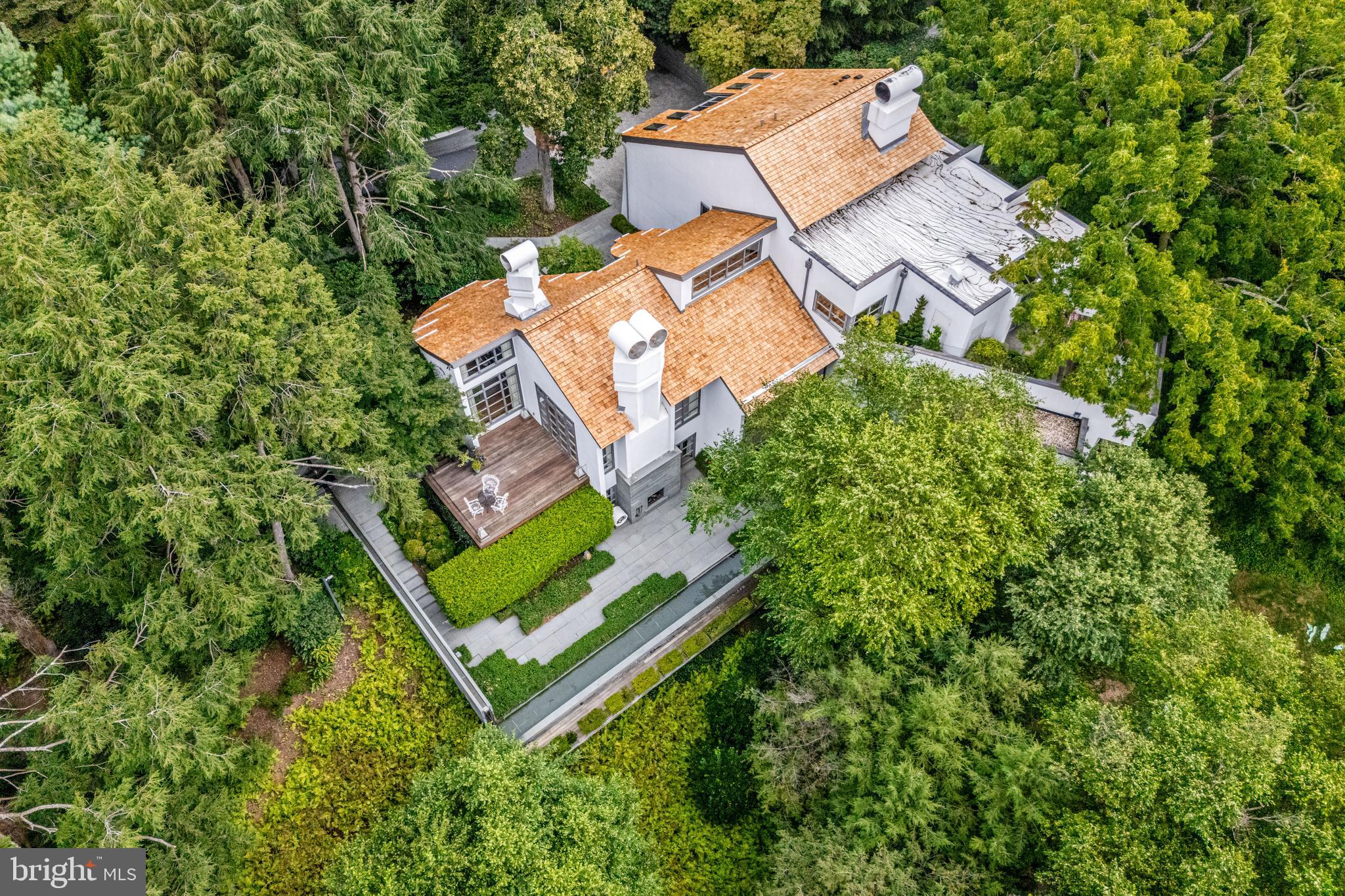 308-310 Julip Run Wayne, PA 19087 - Photo 120 of 127 an aerial view of a house with a garden
