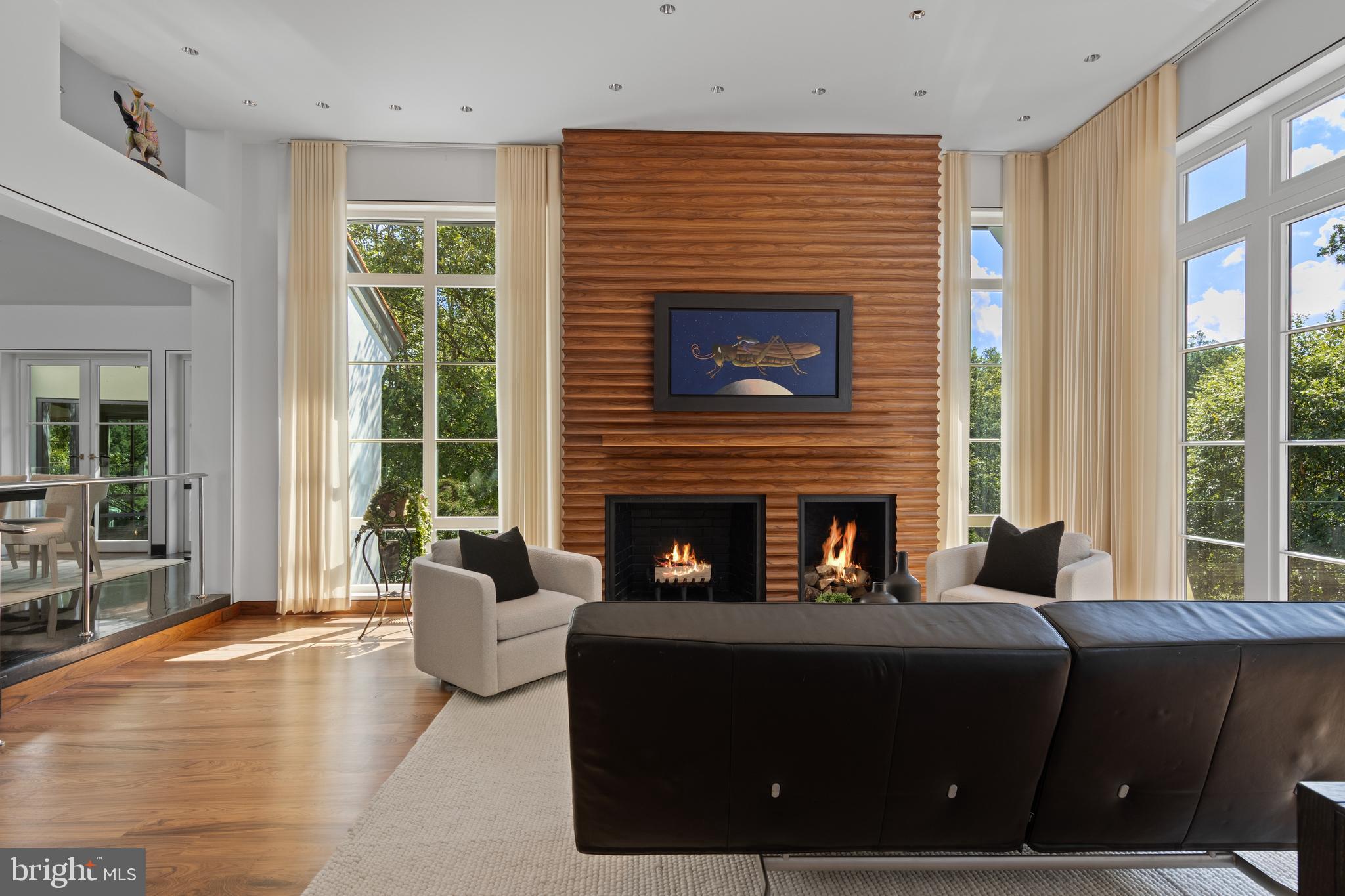 308-310 Julip Run Wayne, PA 19087 - Photo 15 of 127 living room