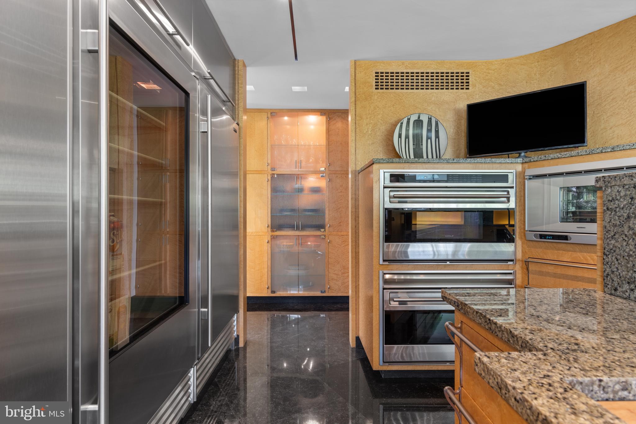 308-310 Julip Run Wayne, PA 19087 - Photo 25 of 127 kitchen