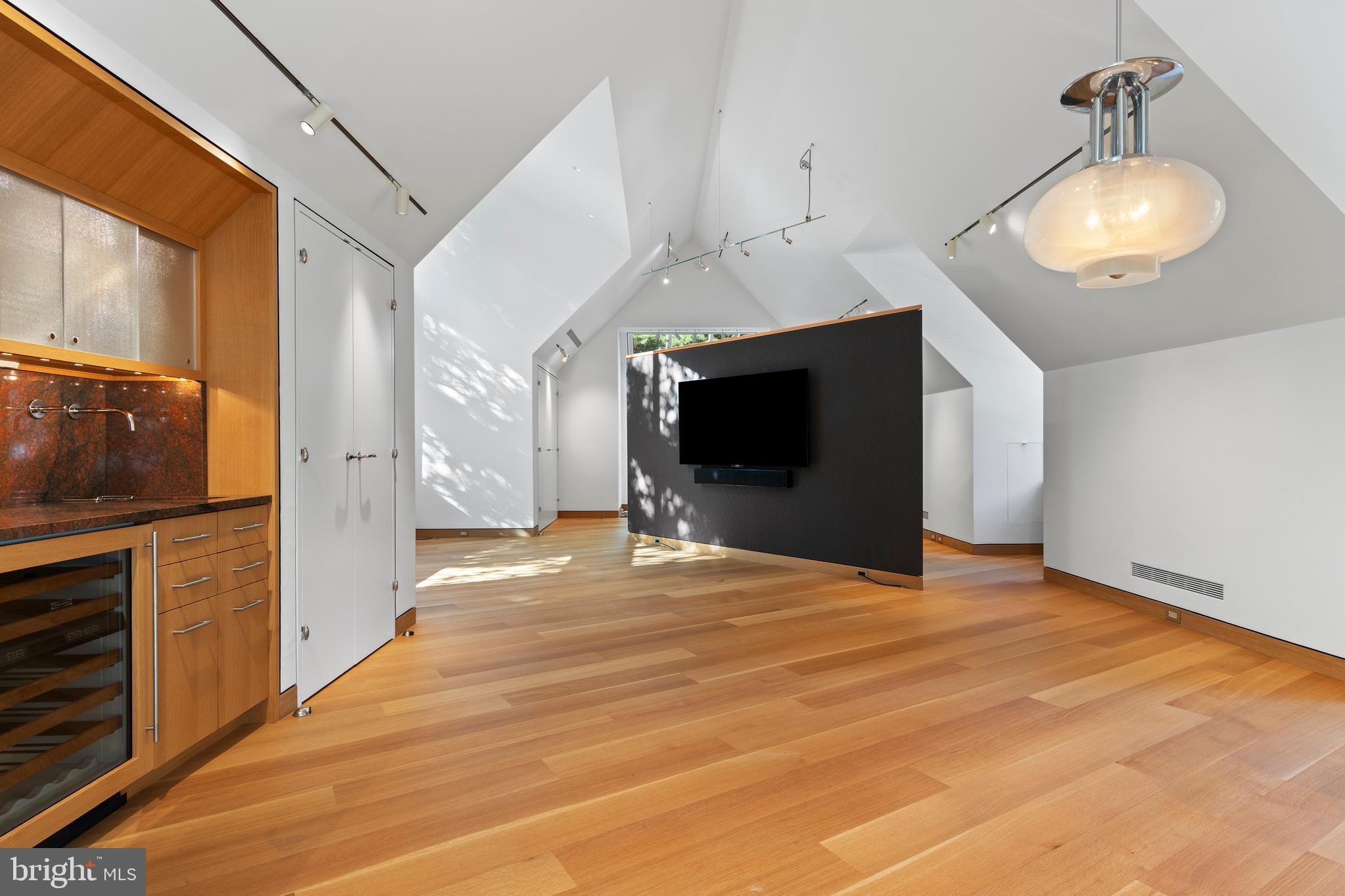 308-310 Julip Run Wayne, PA 19087 - Photo 92 of 127 1 bed area, 1 bath, kitchen, living rms, loft apt