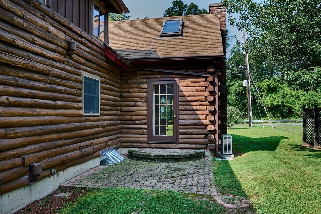 19 Loudville Road Easthampton, MA 01027 - Photo 35 of 38 Gallery Image 35