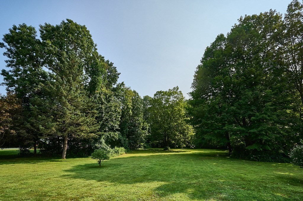 19 Loudville Road Easthampton, MA 01027 - Photo 36 of 38 Gallery Image 36