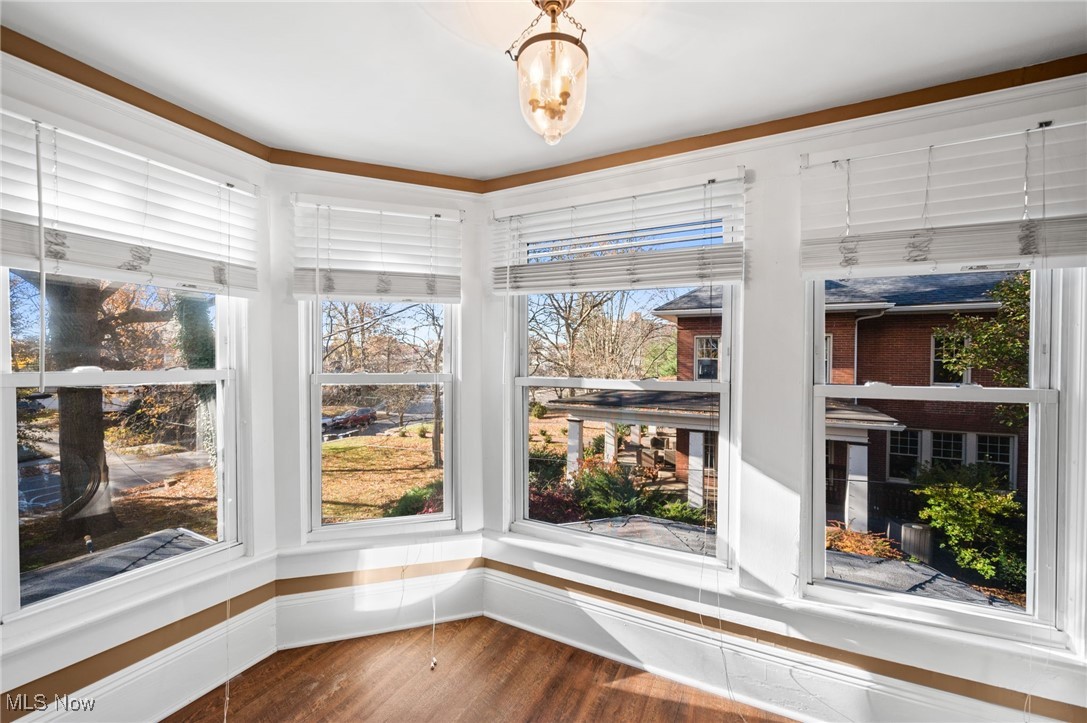 81 Edgerton Road Akron, OH 44303 - Photo 12 of 38 Gallery Image 12