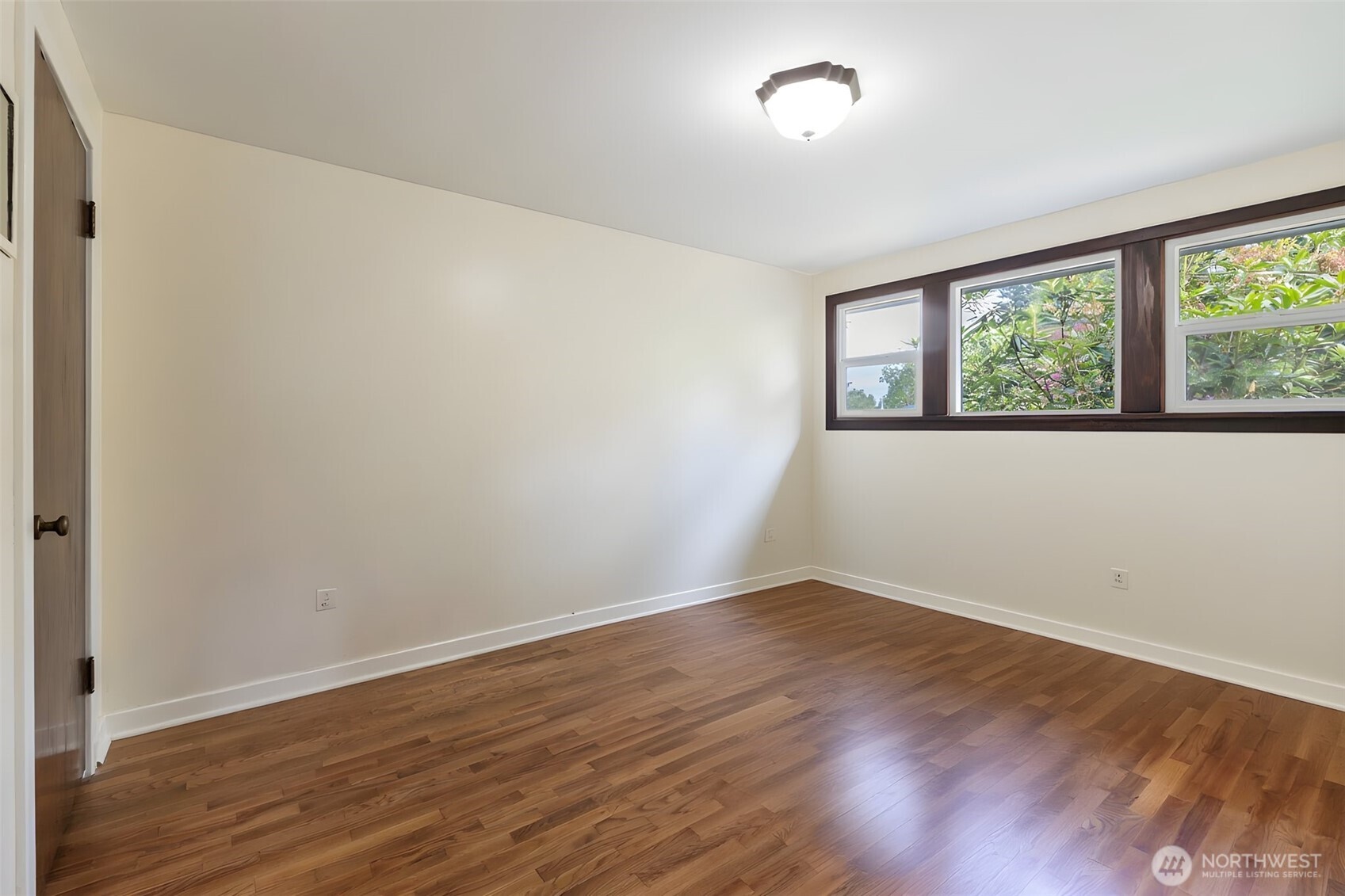 2702 Karen Frazier Road Southeast Olympia, WA 98501 - Photo 11 of 36