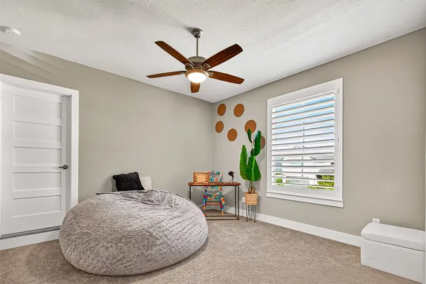 $689,000 | 205 Lakehouse Landing Drive, Katy, TX 77493