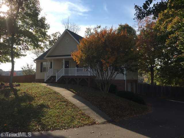 670 Hunters Knoll Road Winston-Salem, NC 27106 - Photo 16 of 16 Exterior Front.