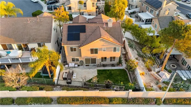 front view of house with a yard