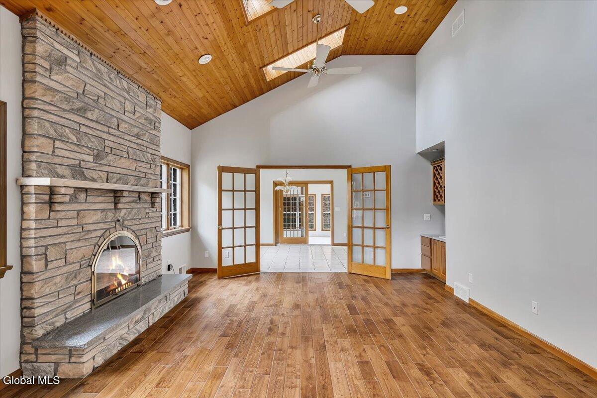 1306 Putnam Road Rotterdam, NY 12306 - Photo 13 of 76 07-P1603674fire