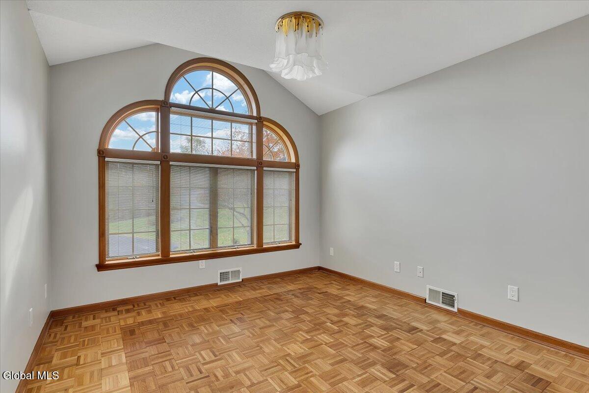 1306 Putnam Road Rotterdam, NY 12306 - Photo 16 of 76 10-P1603692