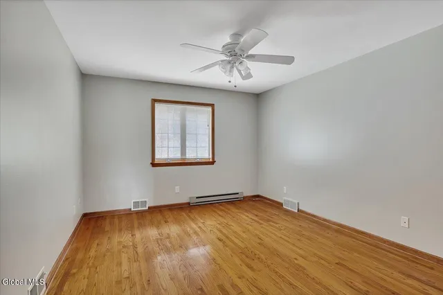 $949,900 | 1306 Putnam Road, Rotterdam, NY 12306