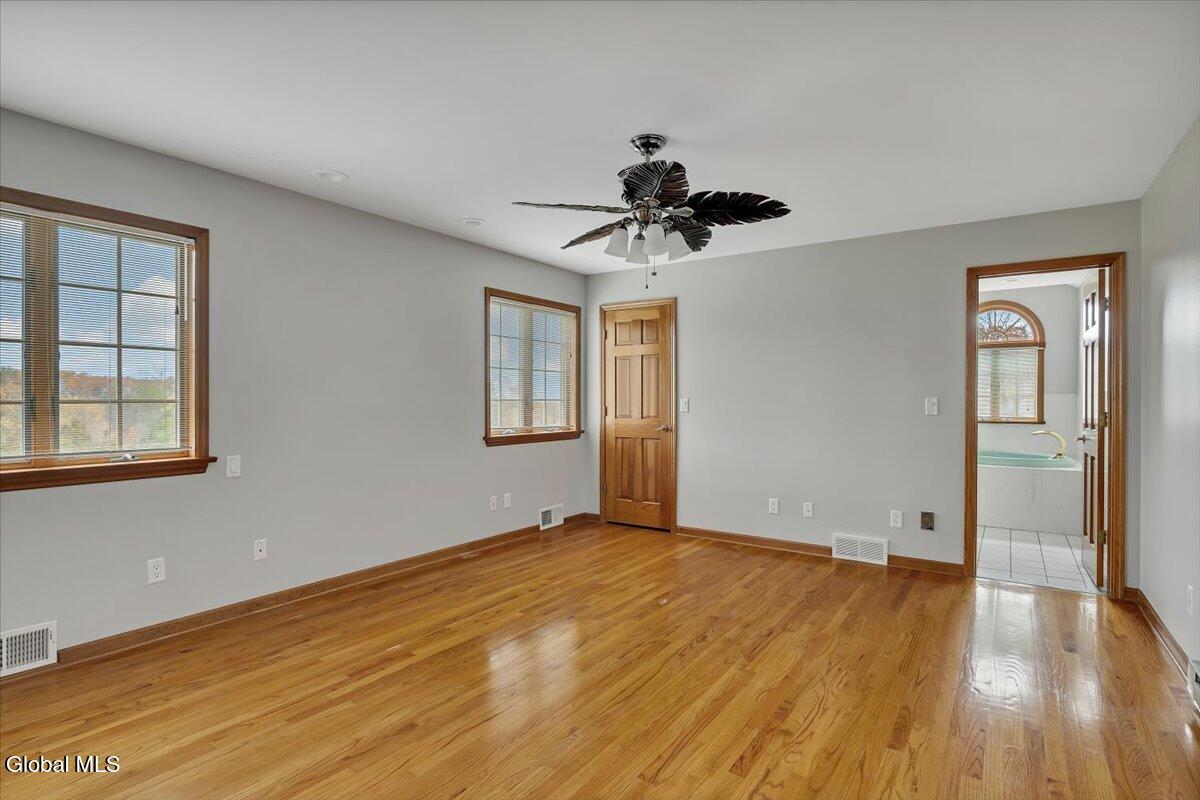 1306 Putnam Road Rotterdam, NY 12306 - Photo 39 of 76 33-P1603819