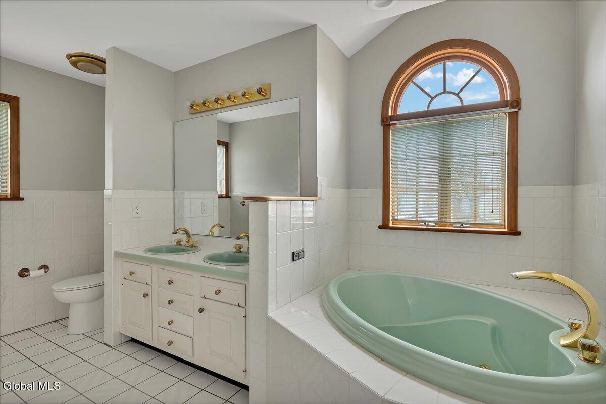 1306 Putnam Road Rotterdam, NY 12306 - Photo 42 of 76 36-P1603837