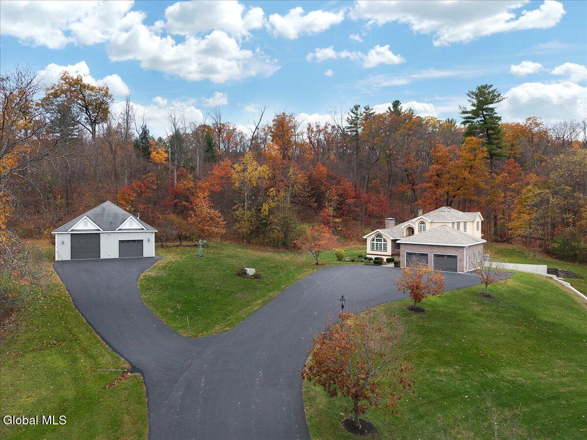 1306 Putnam Road Rotterdam, NY 12306 - Photo 5 of 76 61-DJI_20251105092501_0681_D