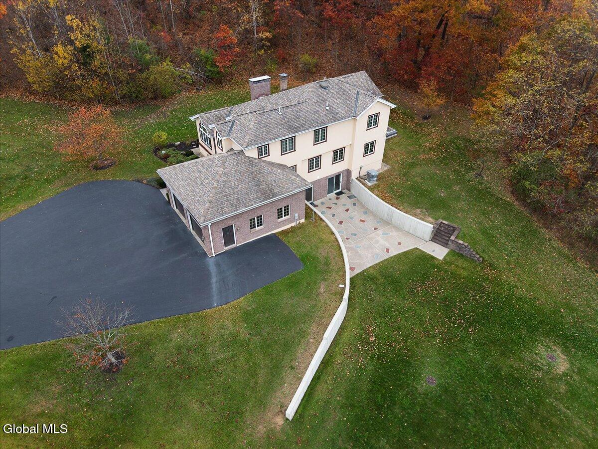 1306 Putnam Road Rotterdam, NY 12306 - Photo 58 of 76 60-DJI_20251105092409_0676_D