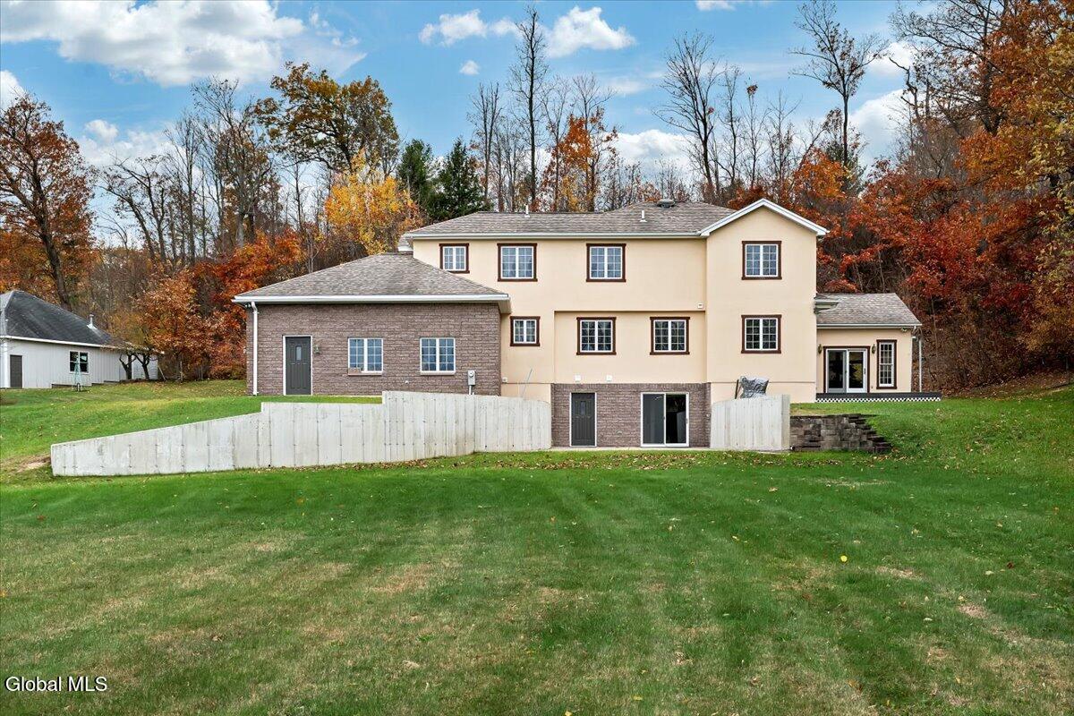 1306 Putnam Road Rotterdam, NY 12306 - Photo 60 of 76 69-P1603594