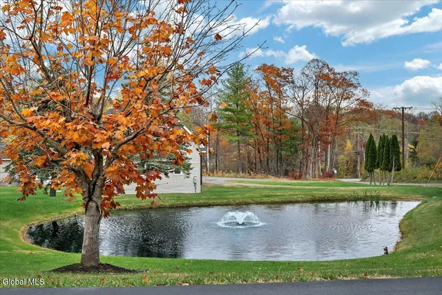 $949,900 | 1306 Putnam Road, Rotterdam, NY 12306