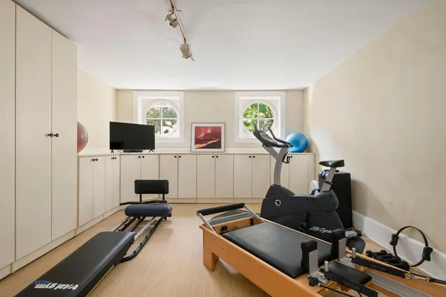 $7,490,000 | 329 West 87th Street | Upper West Side