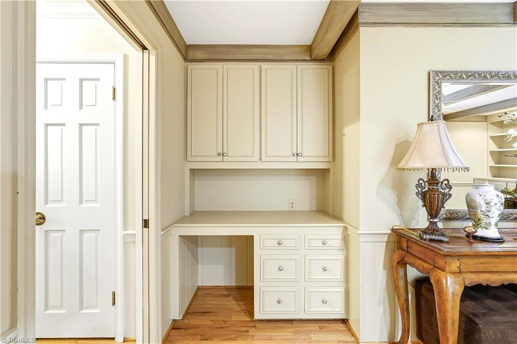612 Hertford Road Winston-Salem, NC 27104 - Photo 17 of 49