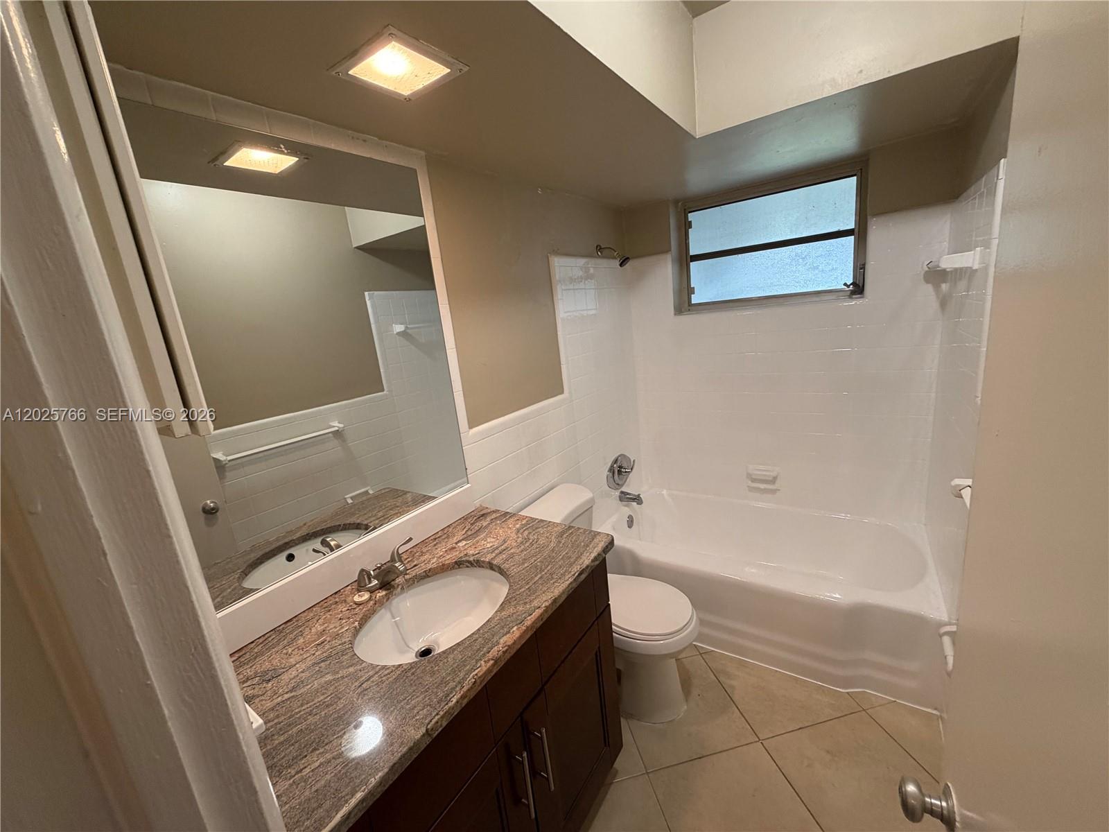 3241 Pierce Street Hollywood, FL 33021 - Photo 4 of 5