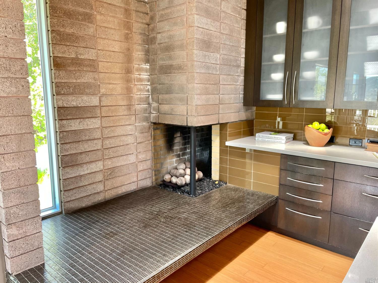 34 Oakhurst Road San Rafael, CA 94901 - Photo 11 of 90