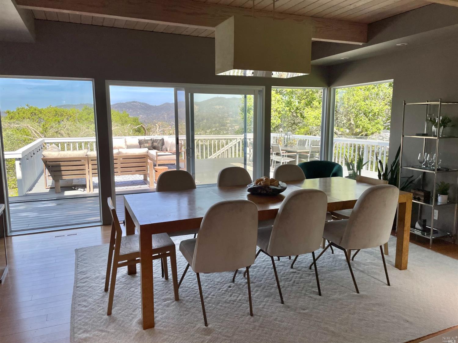 34 Oakhurst Road San Rafael, CA 94901 - Photo 12 of 90