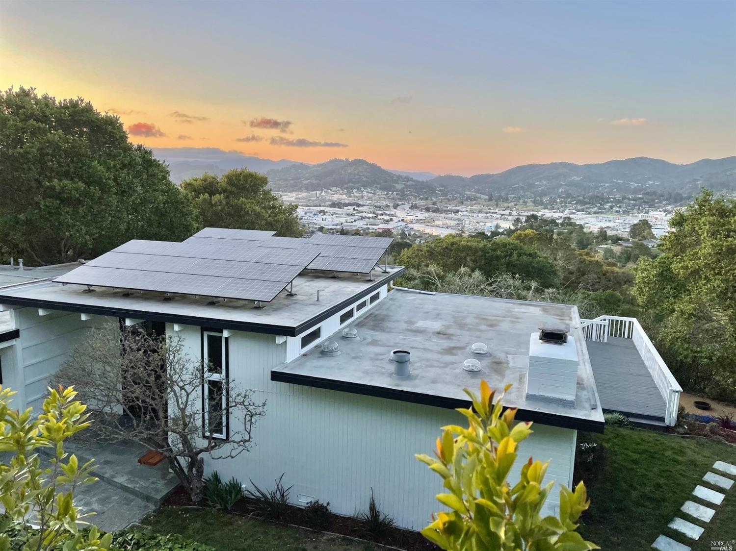 34 Oakhurst Road San Rafael, CA 94901 - Photo 38 of 90