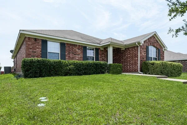 $1,850 | 225 Cookston Lane, Royse City, TX 75189