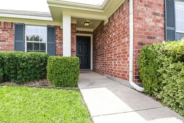 $1,850 | 225 Cookston Lane, Royse City, TX 75189