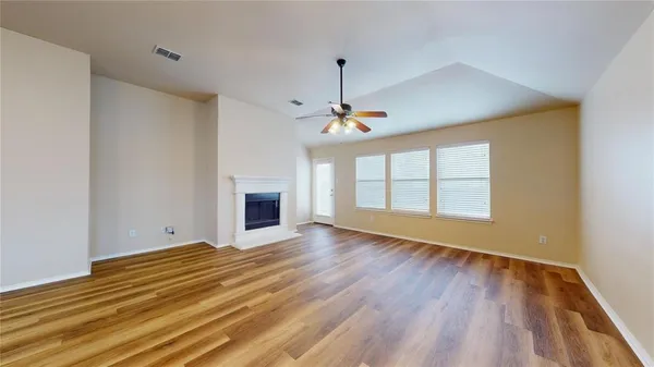 $1,850 | 225 Cookston Lane, Royse City, TX 75189