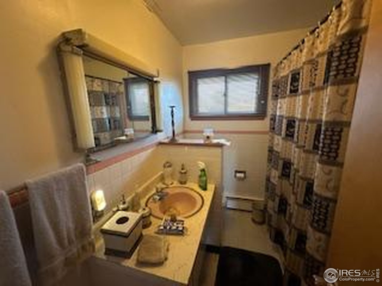 617 5th Street Stratton, CO 80836 - Photo 12 of 28 Upstairs bath