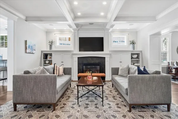 $2,995,000 | 5204 Glengarry Parkway, Edina, MN 55436