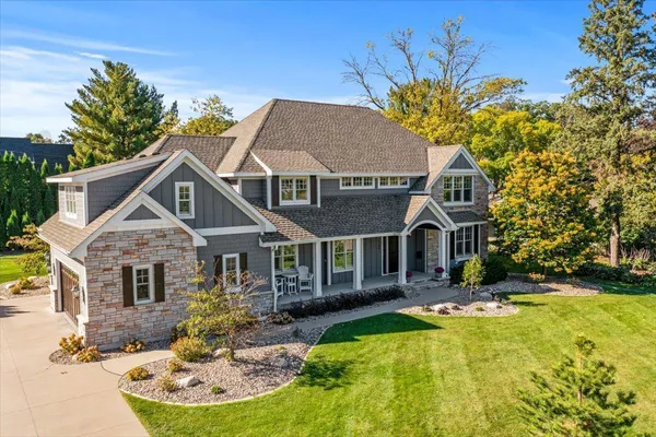 $2,995,000 | 5204 Glengarry Parkway, Edina, MN 55436