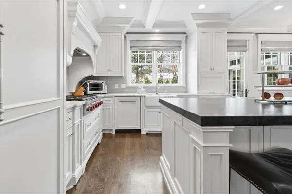 $2,995,000 | 5204 Glengarry Parkway, Edina, MN 55436