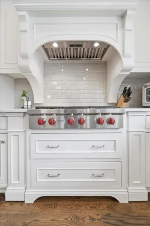 $2,995,000 | 5204 Glengarry Parkway, Edina, MN 55436