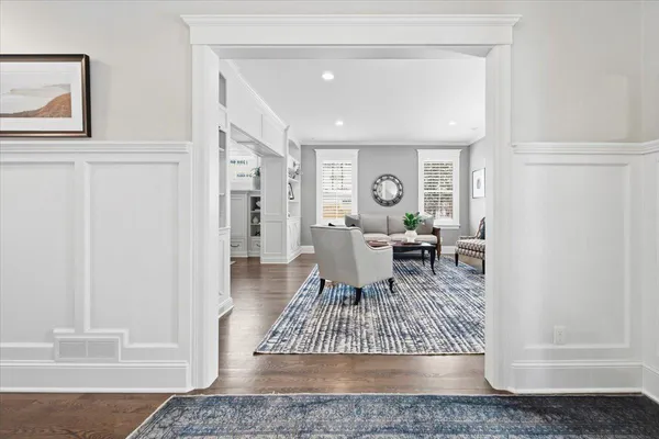$2,995,000 | 5204 Glengarry Parkway, Edina, MN 55436