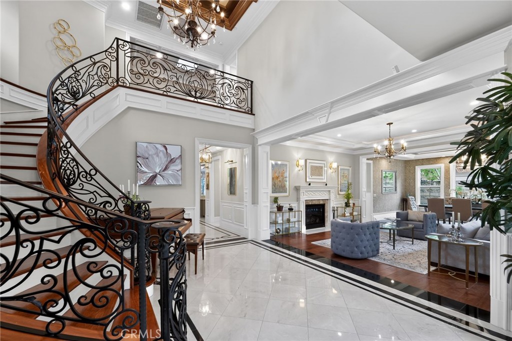 200 West Pamela Road Arcadia, CA 91007 - Photo 4 of 82