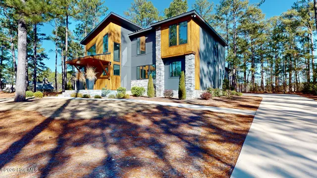$1,375,000 | 4 Woodward Place, Pinehurst, NC 28374