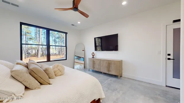 $1,375,000 | 4 Woodward Place, Pinehurst, NC 28374