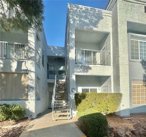 $1,295 | 2201 Ramsgate Drive, Unit 816, Henderson, NV 89074