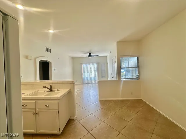$1,295 | 2201 Ramsgate Drive, Unit 816, Henderson, NV 89074