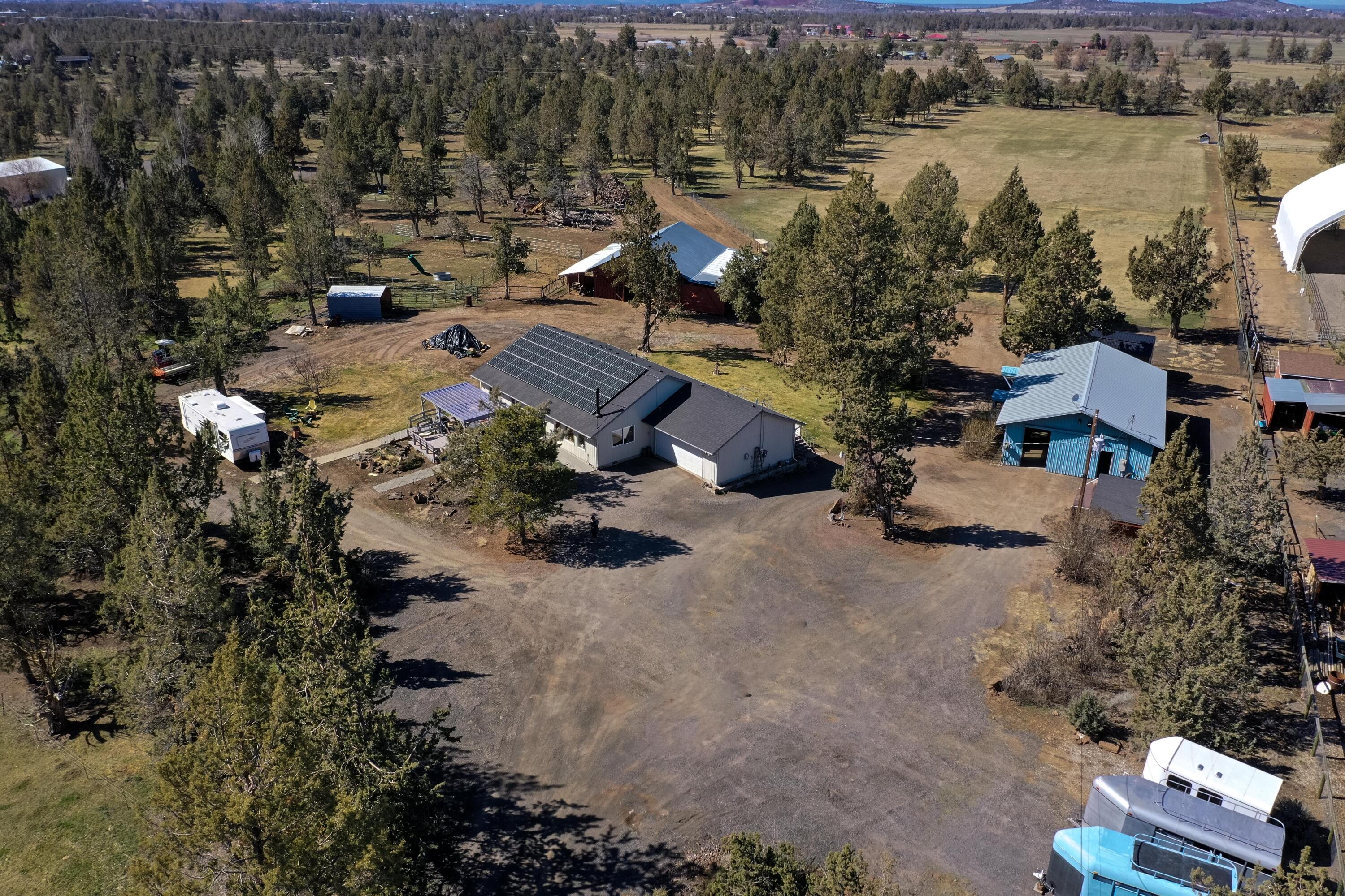 5975 Ditch Rider Road Redmond, OR 97756 - Photo 1 of 87 5975_NE_41_St-75