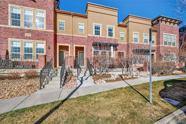 $615,000 | 875 Brookhurst Avenue, Unit B, Highlands Ranch, CO 80129