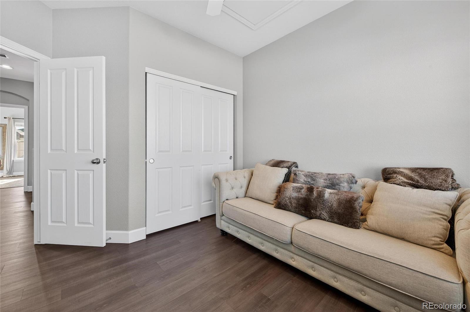 875 Brookhurst Avenue, Unit B Highlands Ranch, CO 80129 - Photo 23 of 38