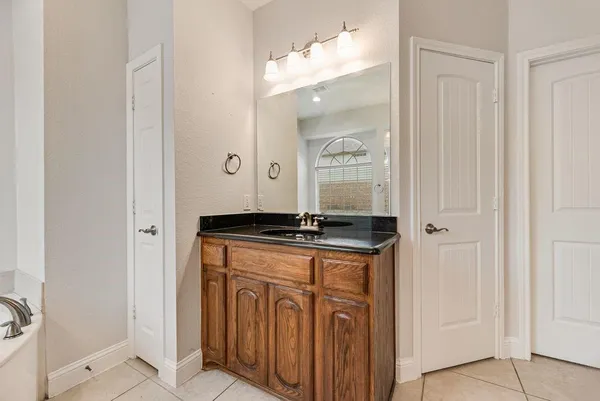 $610,000 | 1640 Fence Post Drive, Fort Worth, TX 76052