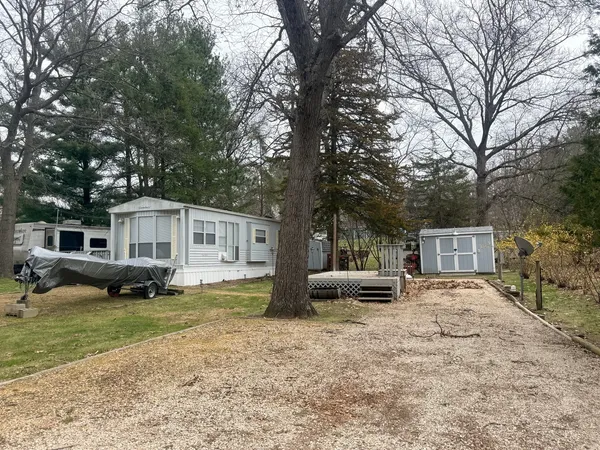 $59,900 | 10 22/23 Woodhaven Lakes, Sublette, IL 61367