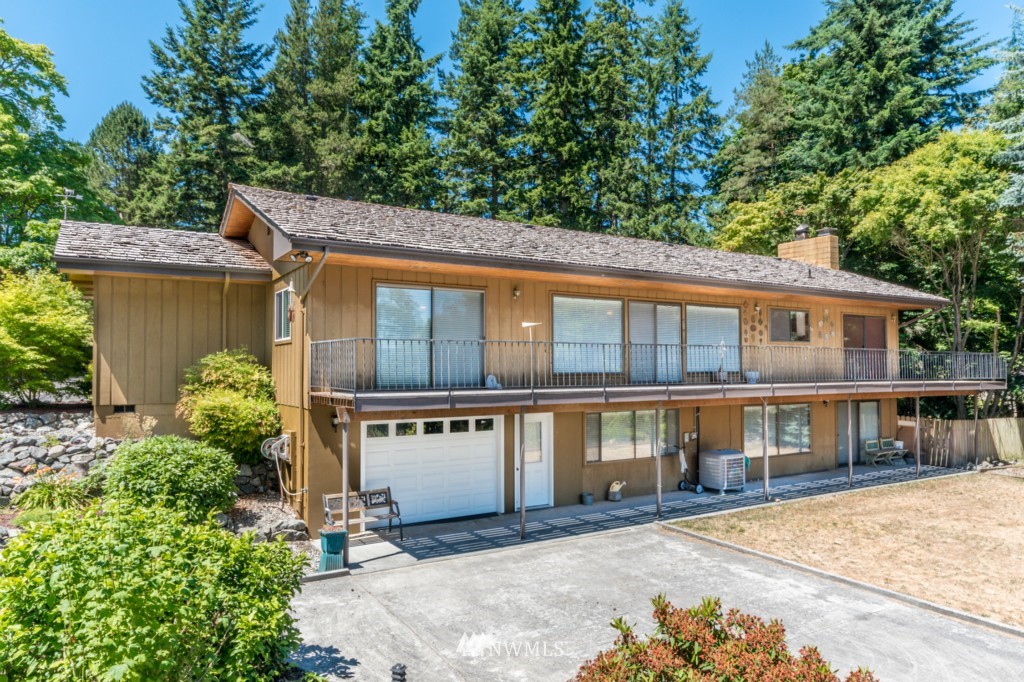 2990 North Slater Road Oak Harbor, WA 98277 - Photo 2 of 24 Gallery Image 2