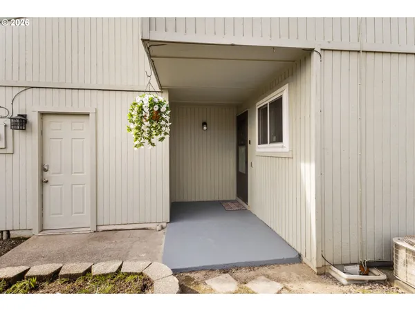 a view of entryway with stairs