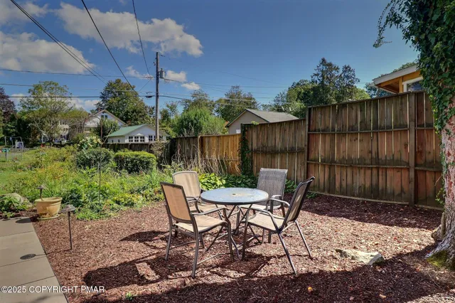 $489,800 | 52 South Green Street, East Stroudsburg, PA 18301